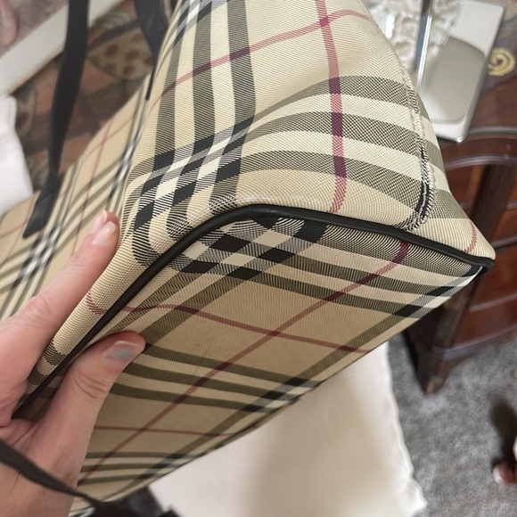 Burberry shoulder bag - Picture 12 of 13